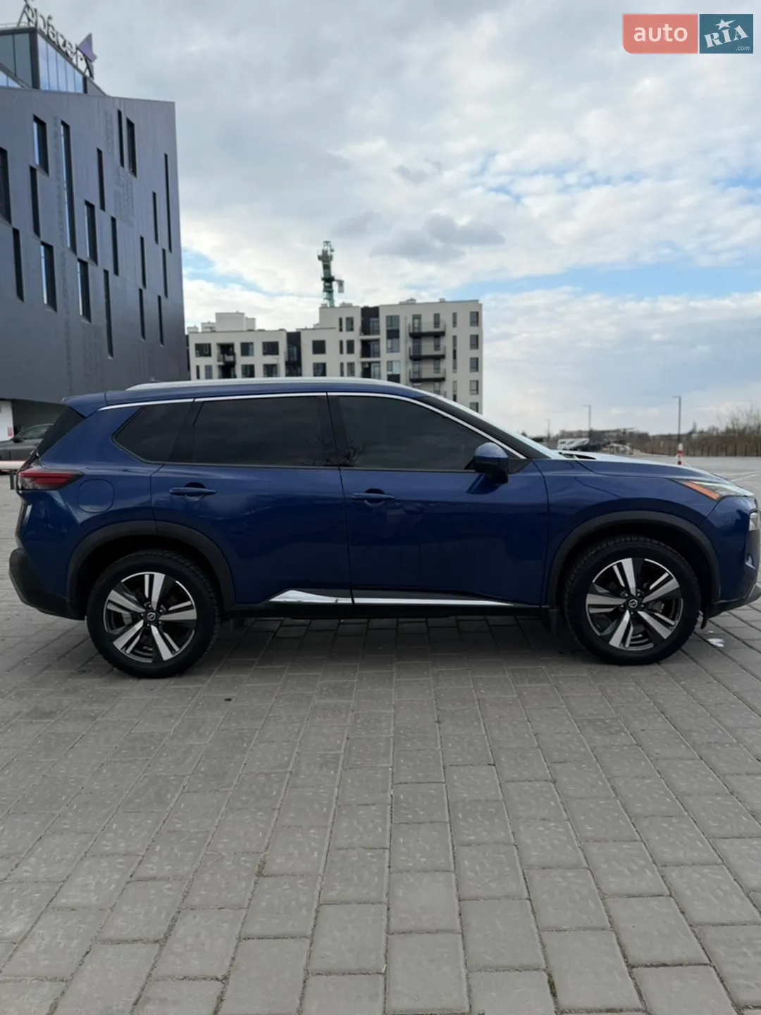 2021 Nissan Rogue - мініатюра 4