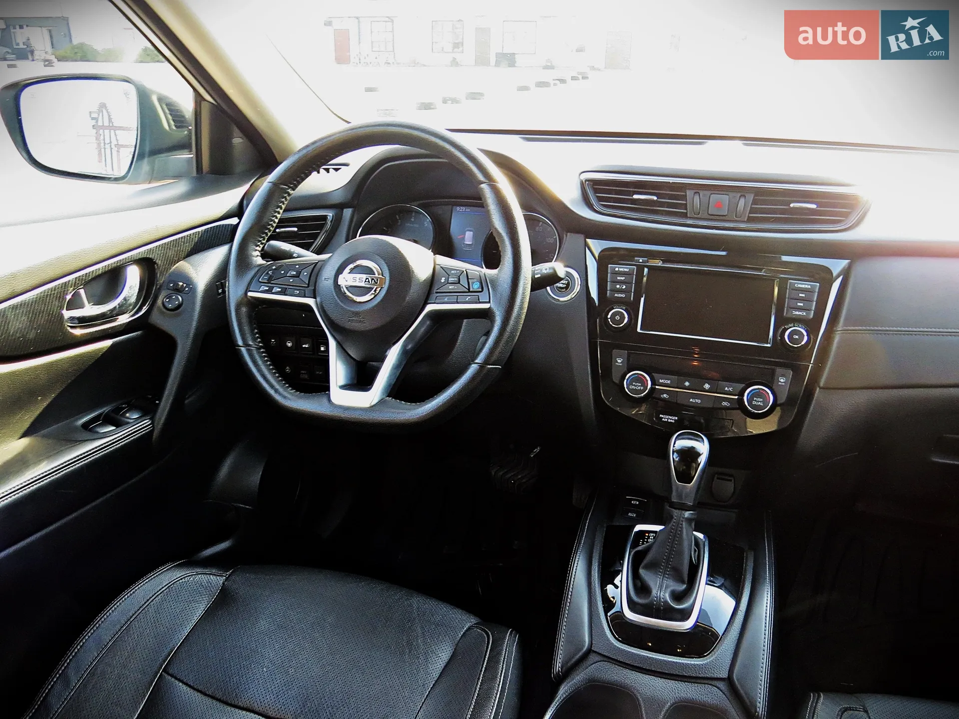 2019 Nissan Rogue - мініатюра 27