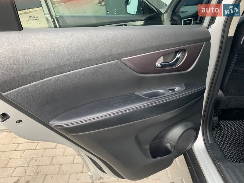 Внедорожник / Кроссовер Nissan Rogue 2015 в Черкассах фото 12 Внедорожник / Кроссовер Nissan Rogue 2015 в Черкассах