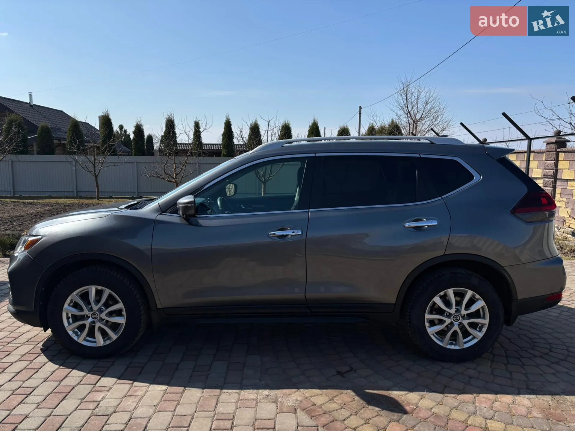 2018 Nissan Rogue - мініатюра 2
