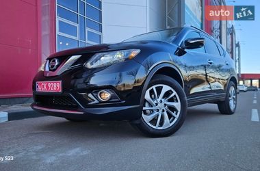 Позашляховик / Кросовер Nissan Rogue 2015 в Києві