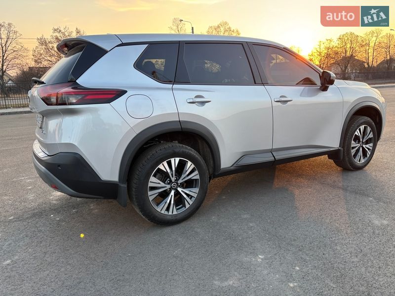 Внедорожник / Кроссовер Nissan Rogue 2021 в Чернигове