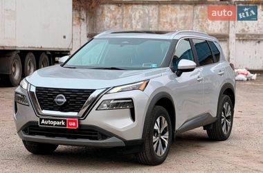 Внедорожник / Кроссовер Nissan Rogue 2023 в Киеве