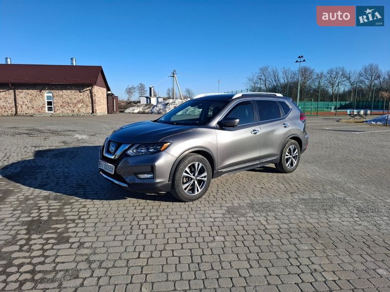 Внедорожник / Кроссовер Nissan Rogue 2016 в Шепетовке