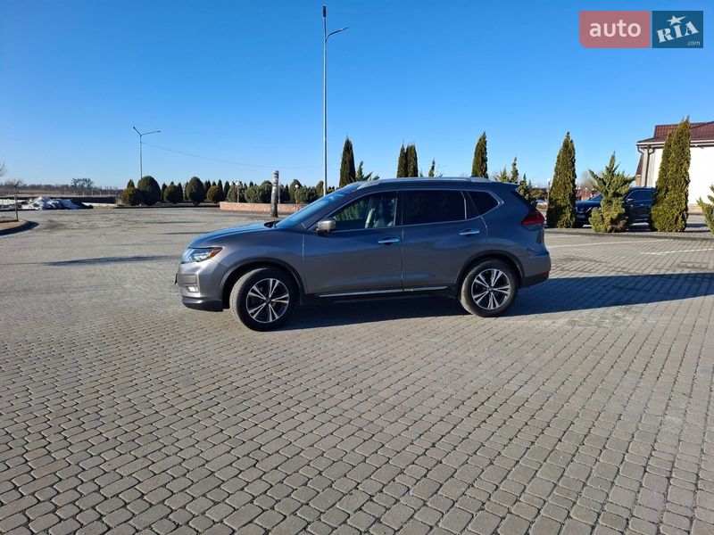 Внедорожник / Кроссовер Nissan Rogue 2016 в Шепетовке