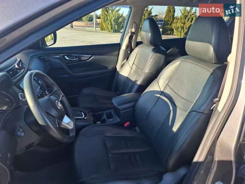 Внедорожник / Кроссовер Nissan Rogue 2016 в Шепетовке