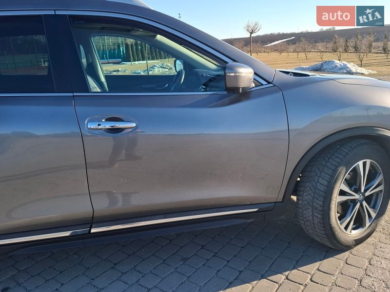 Внедорожник / Кроссовер Nissan Rogue 2016 в Шепетовке