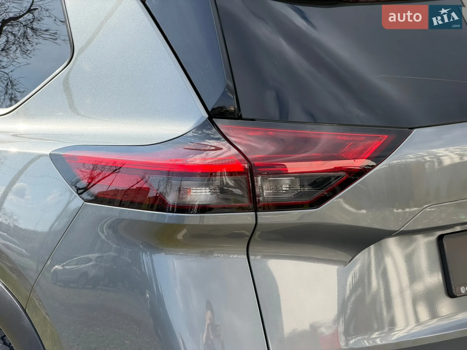 2021 Nissan Rogue - мініатюра 17