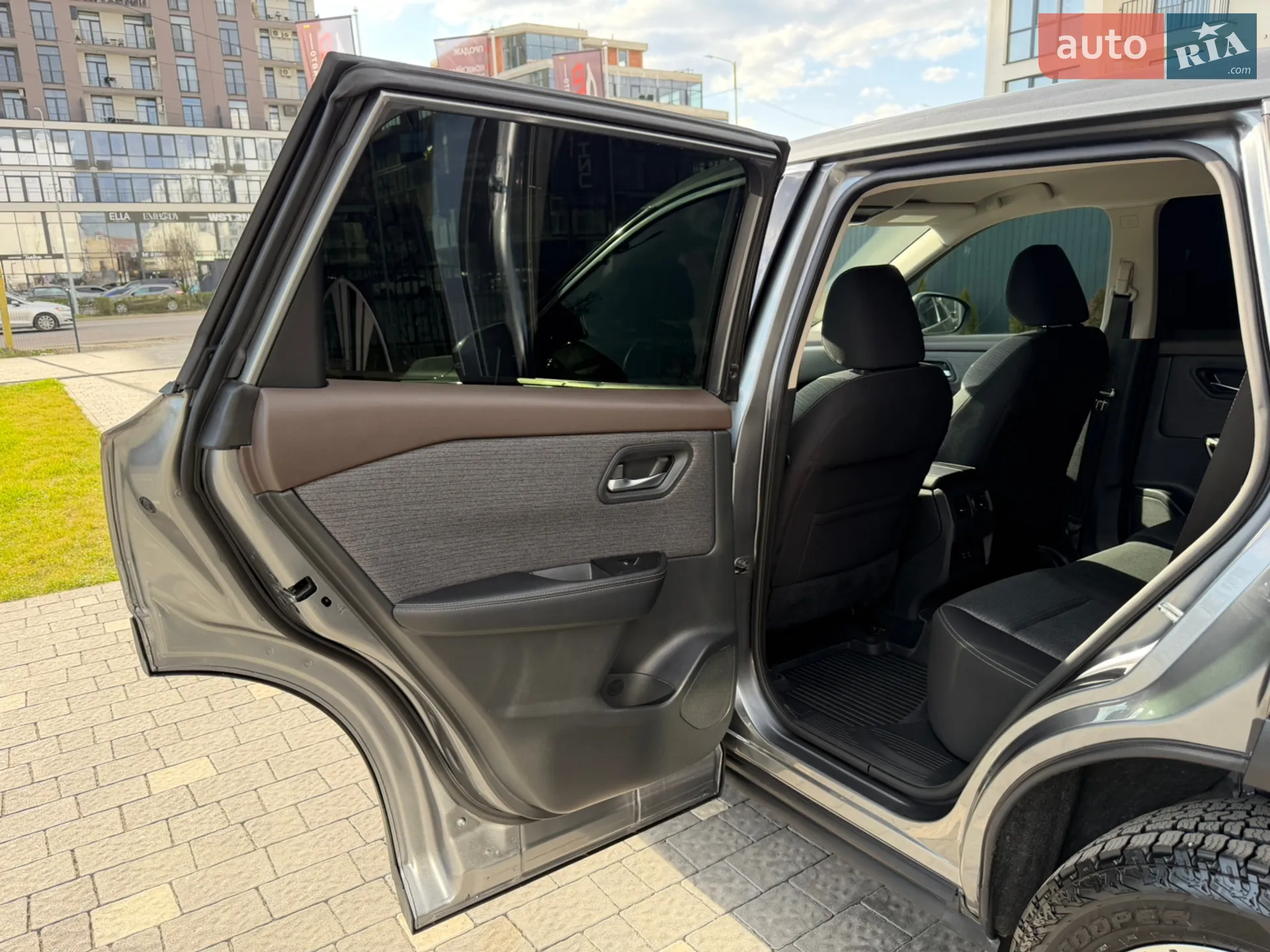 2021 Nissan Rogue - мініатюра 26
