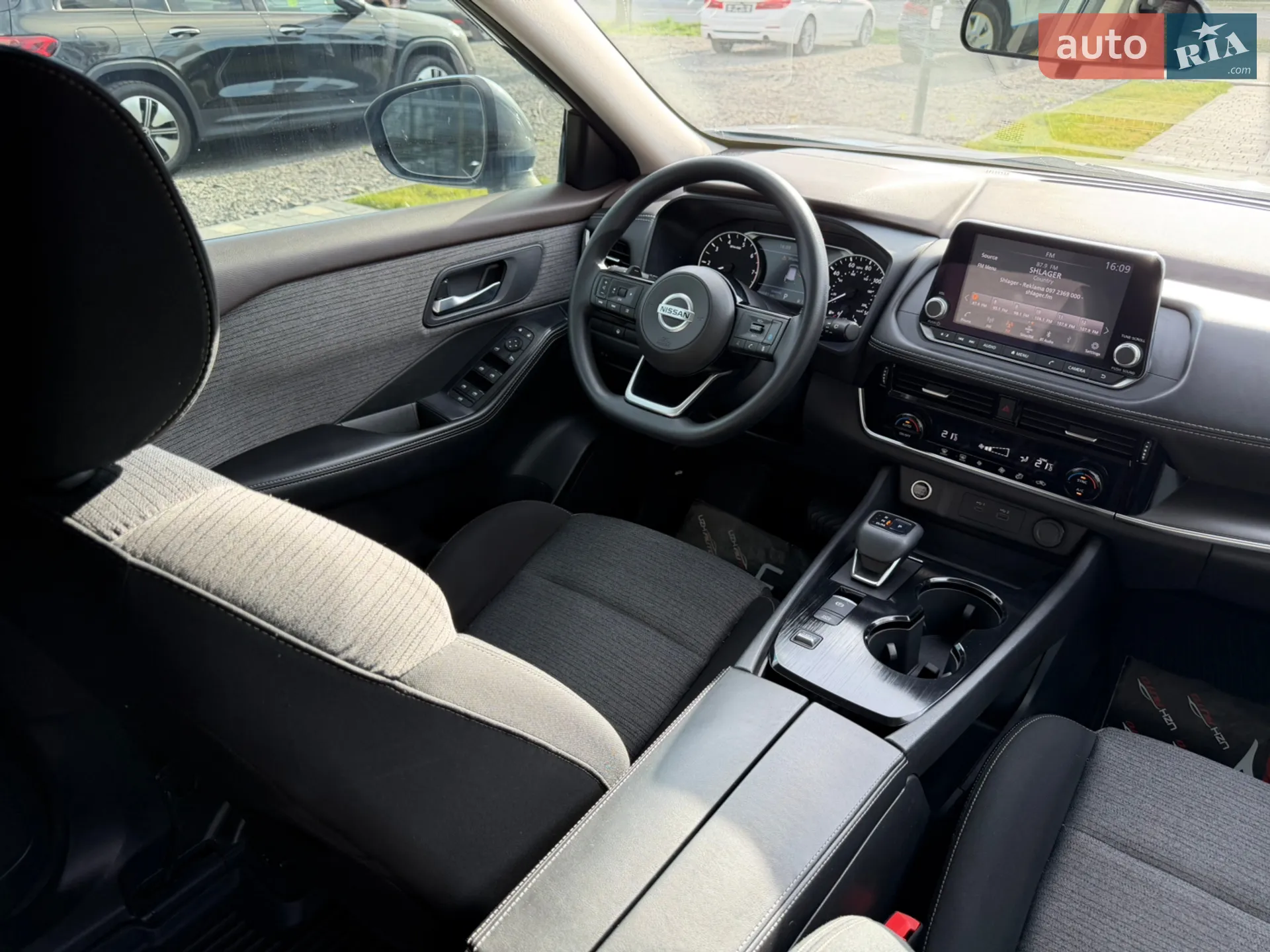 2021 Nissan Rogue - мініатюра 35