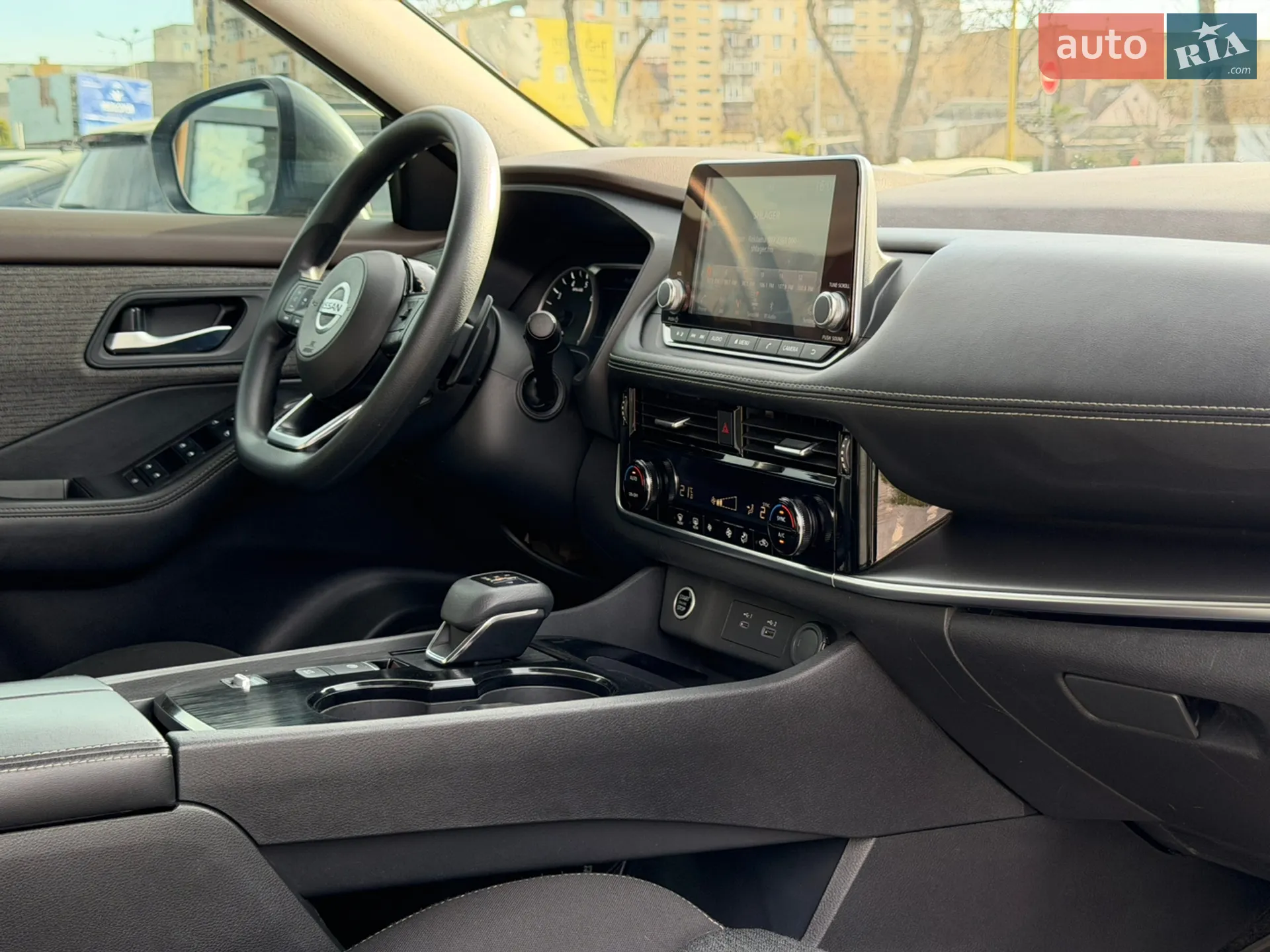 2021 Nissan Rogue - мініатюра 38