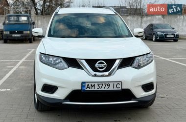 Позашляховик / Кросовер Nissan Rogue 2016 в Житомирі