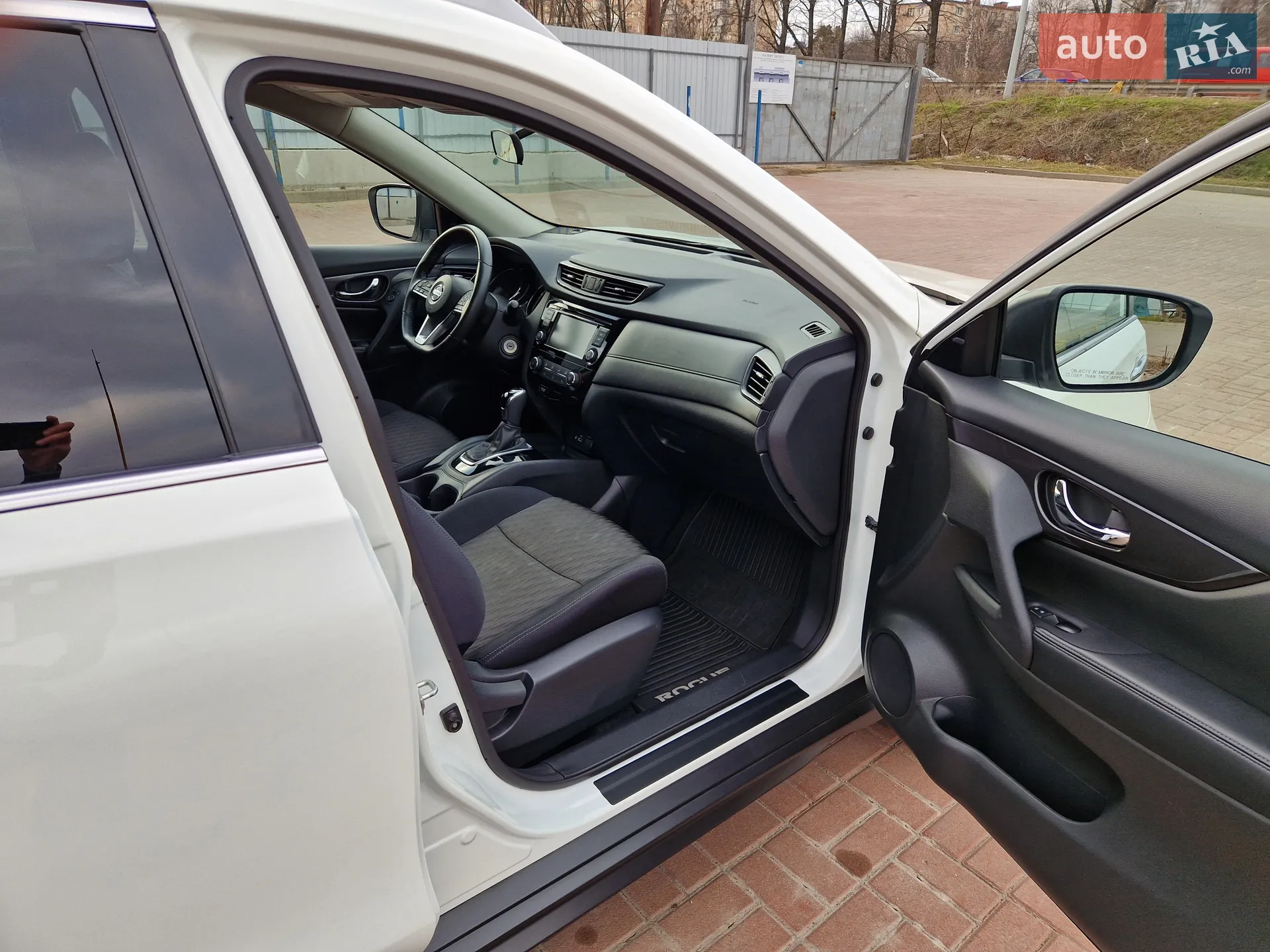 2018 Nissan Rogue - мініатюра 20