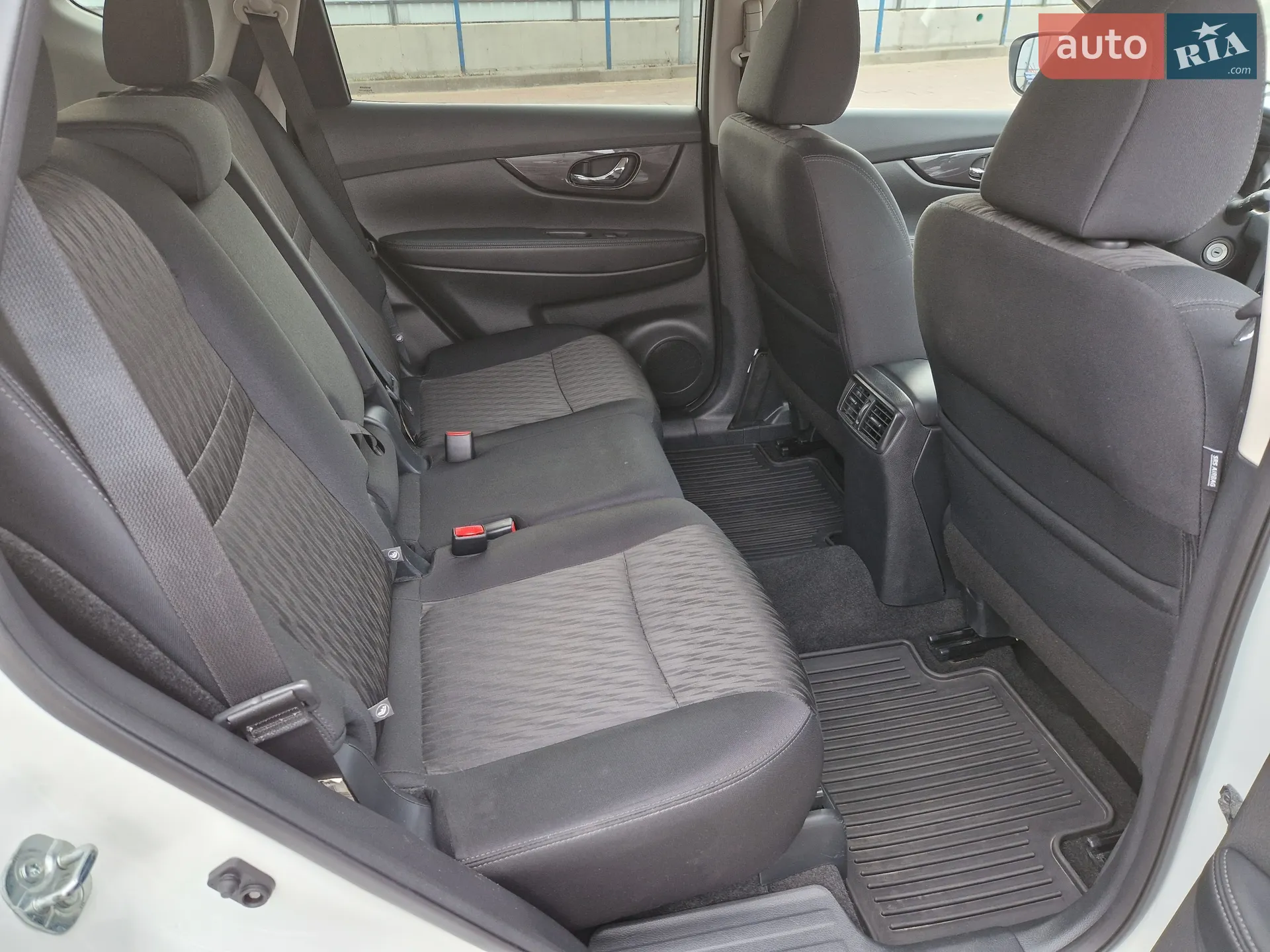 2018 Nissan Rogue - мініатюра 26