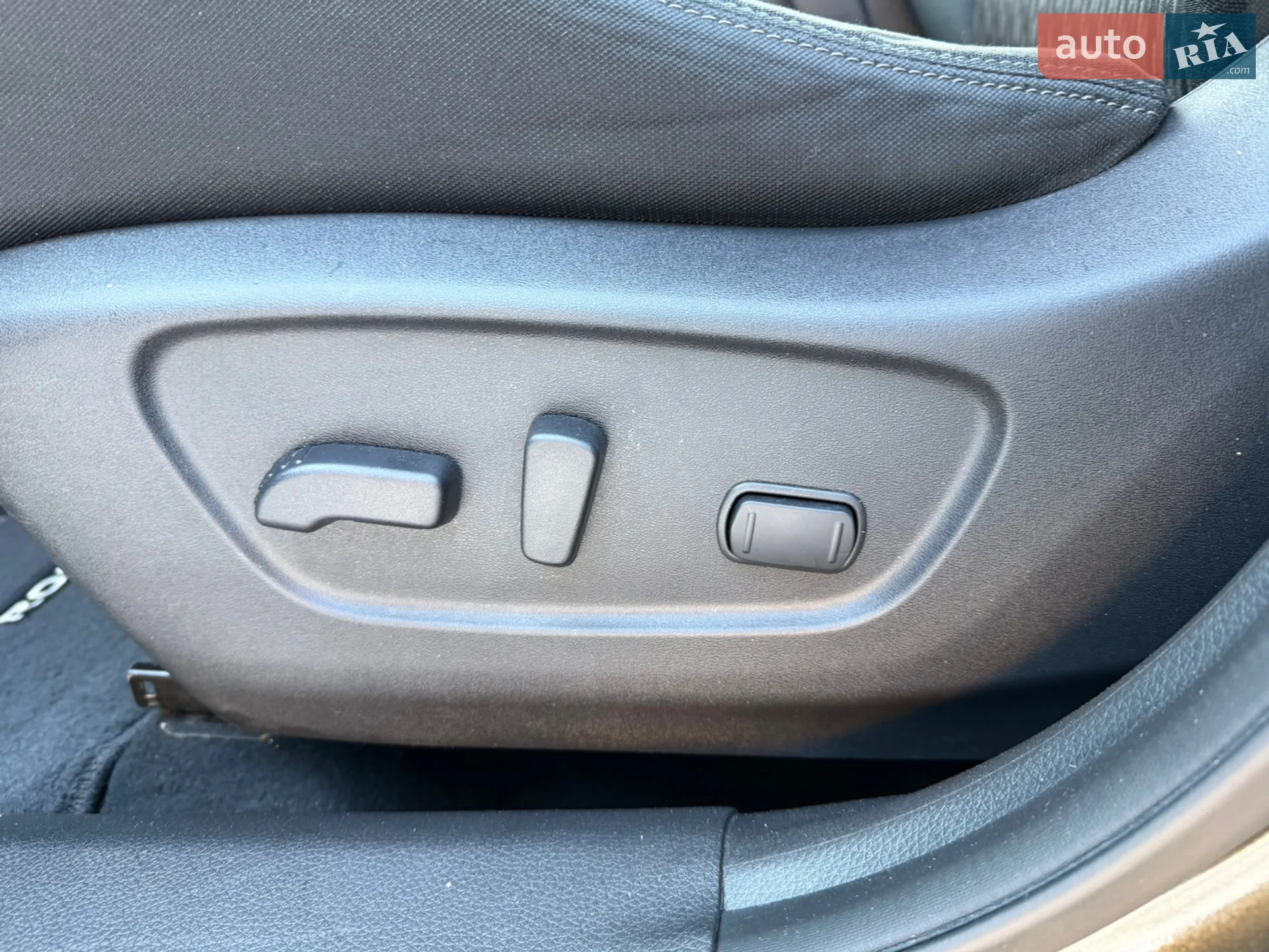 2017 Nissan Rogue - мініатюра 32