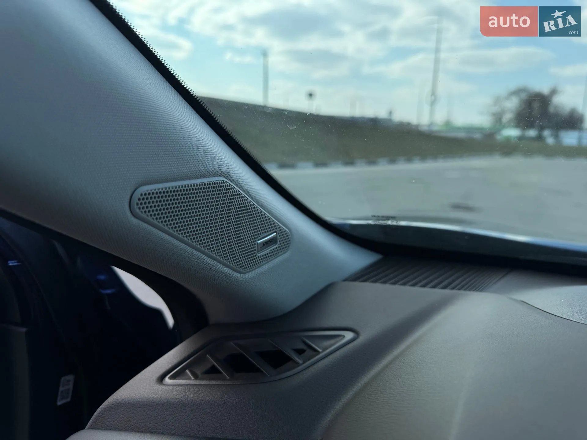 2021 Nissan Rogue - мініатюра 16
