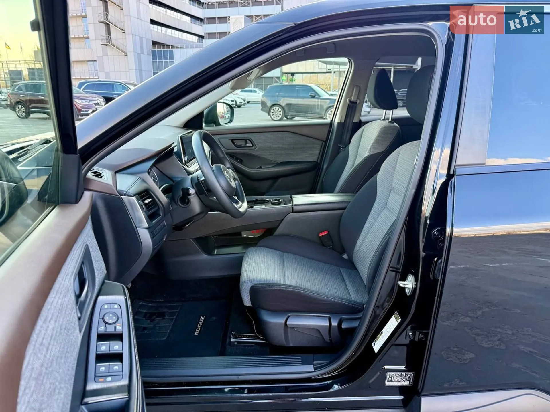 2021 Nissan Rogue - мініатюра 28