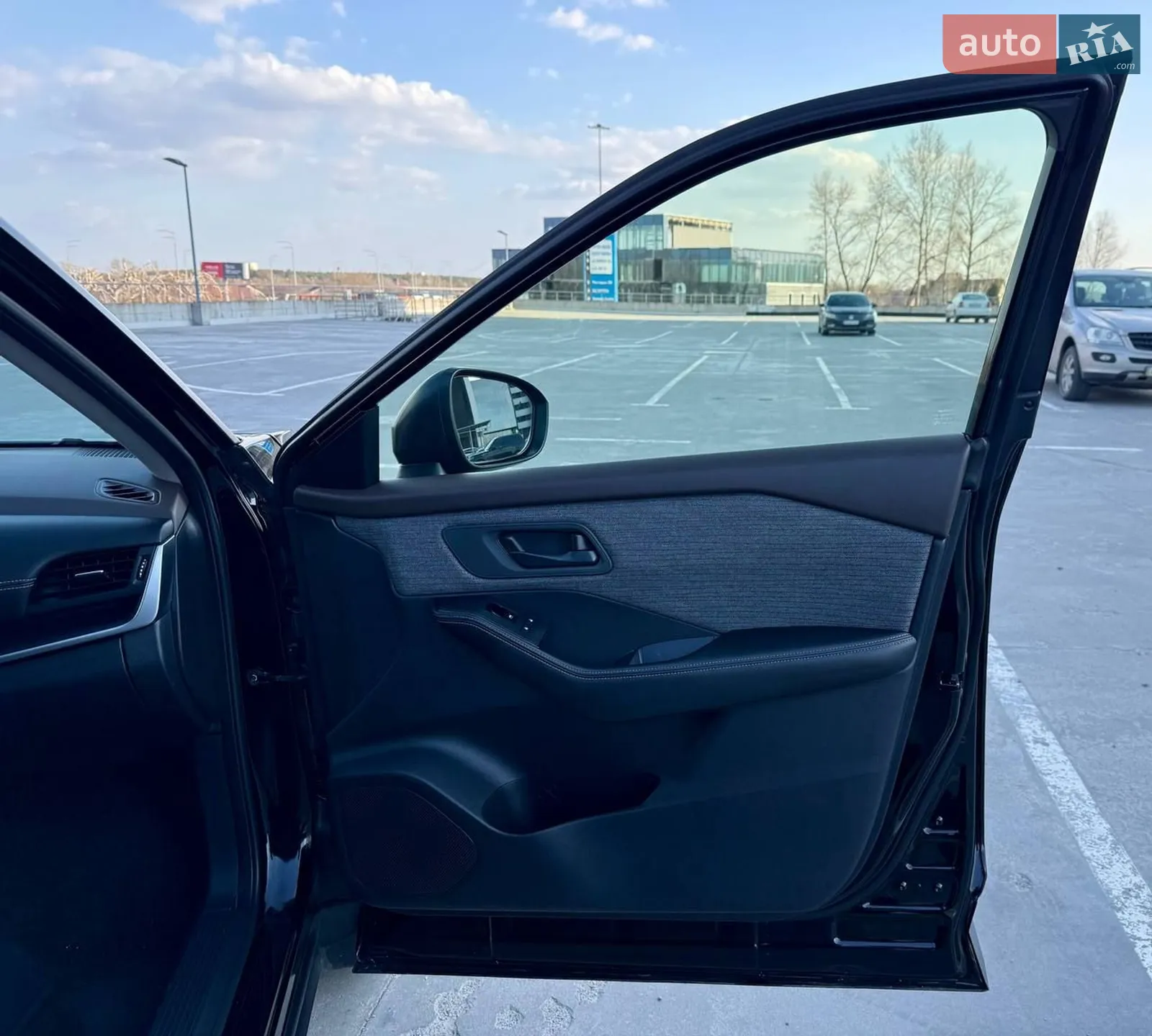 2021 Nissan Rogue - мініатюра 32