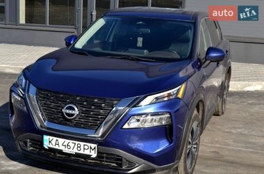 Внедорожник / Кроссовер Nissan Rogue 2023 в Киеве