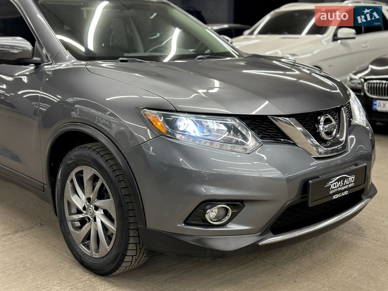 Позашляховик / Кросовер Nissan Rogue 2015 в Харкові