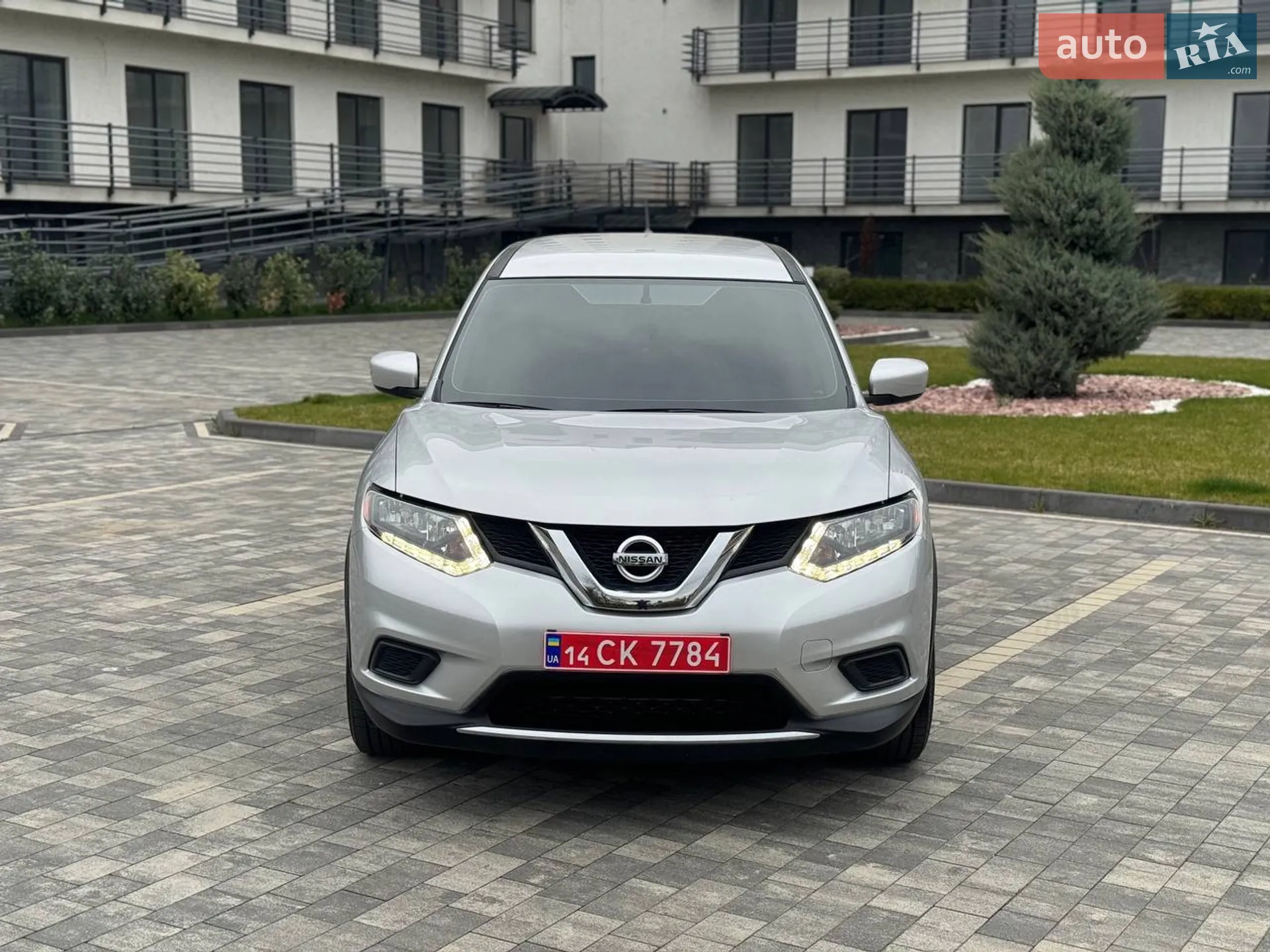 2016 Nissan Rogue - мініатюра 3