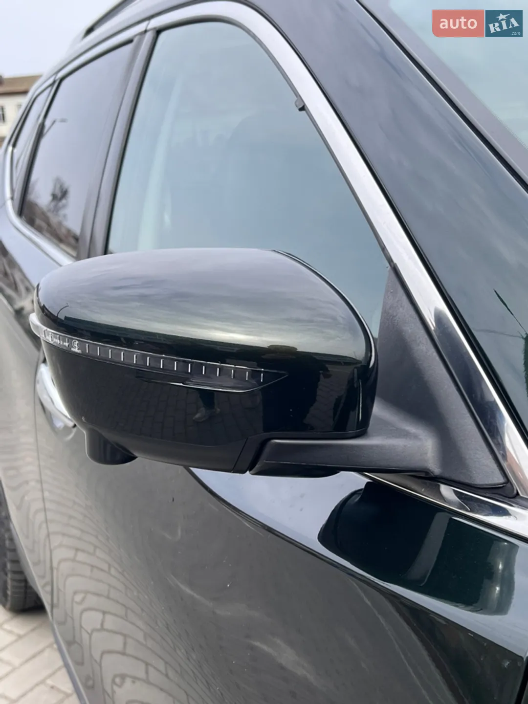 2019 Nissan Rogue - мініатюра 16