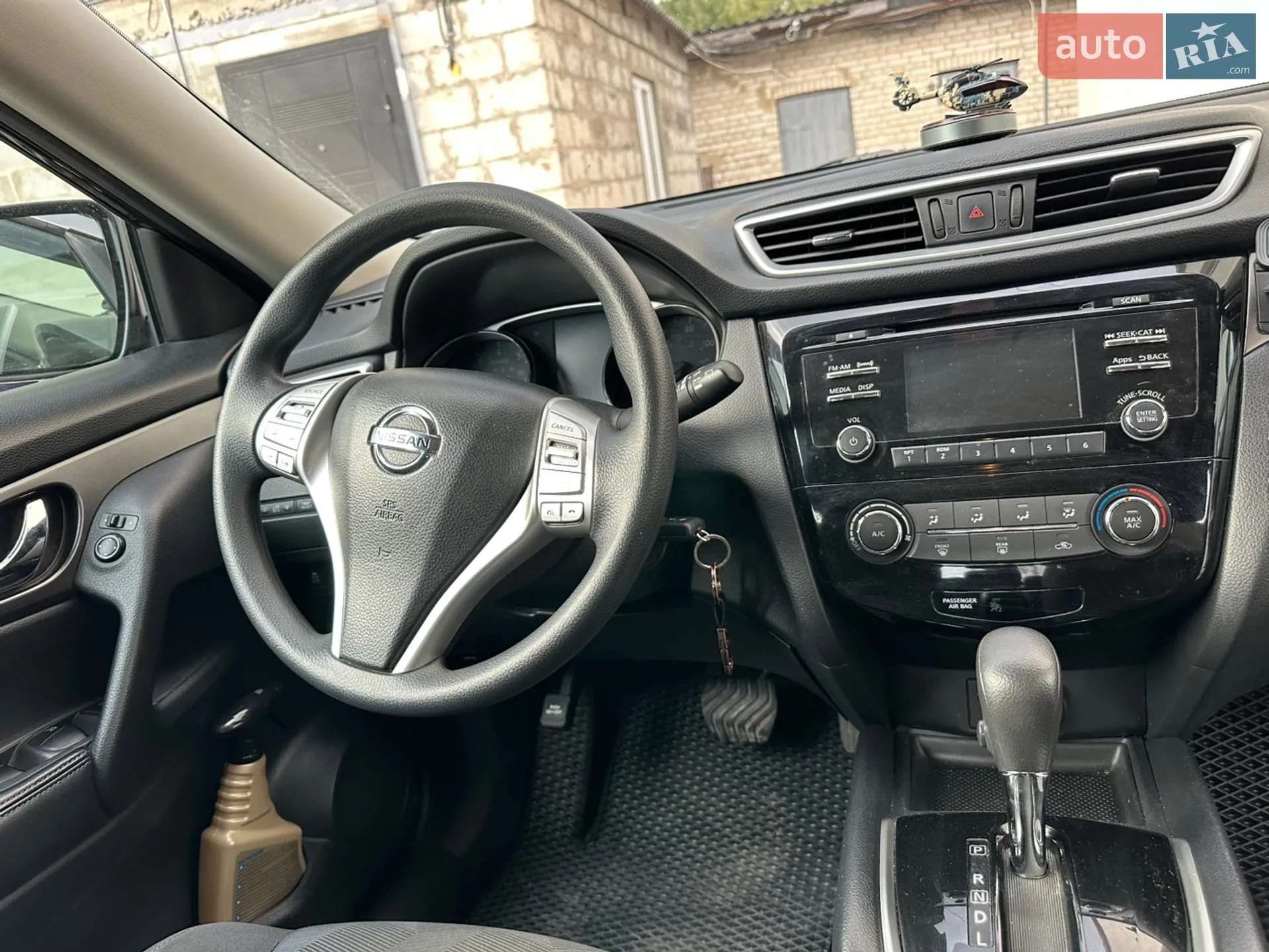 2016 Nissan Rogue - мініатюра 10