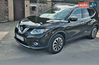 Позашляховик / Кросовер Nissan Rogue 2014 в Києві