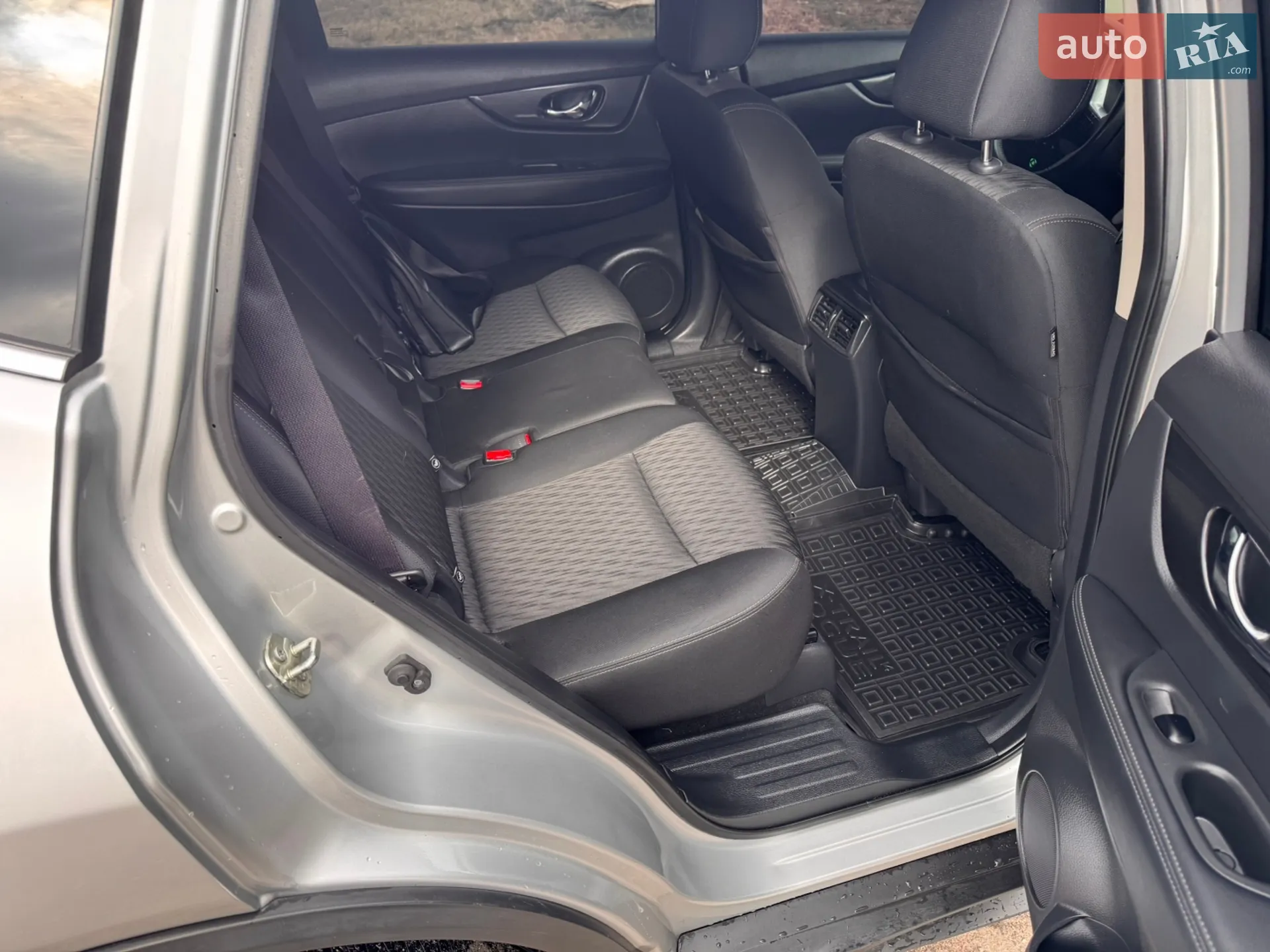 2019 Nissan Rogue - мініатюра 20