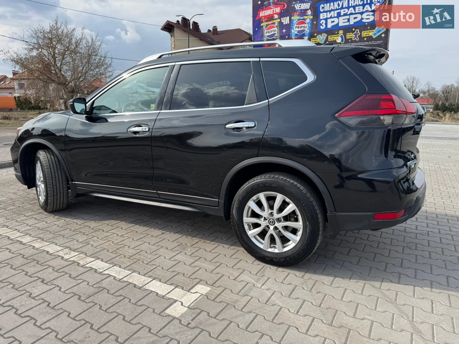 2018 Nissan Rogue - мініатюра 11