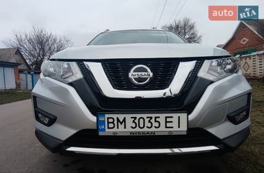 Внедорожник / Кроссовер Nissan Rogue 2018 в Ромнах