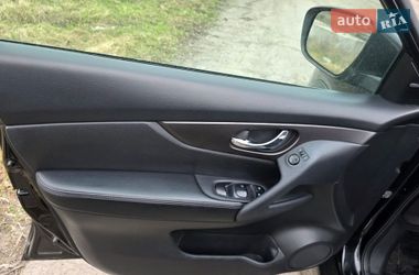 Внедорожник / Кроссовер Nissan Rogue 2015 в Полтаве