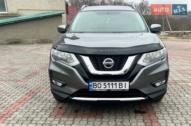 Позашляховик / Кросовер Nissan Rogue 2018 в Тернополі