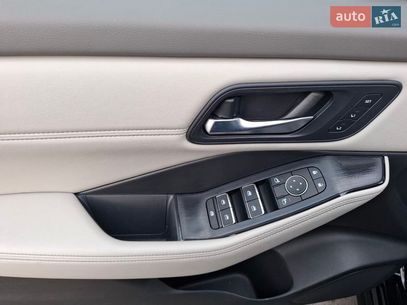 Внедорожник / Кроссовер Nissan Rogue 2023 в Киеве фото 12 Внедорожник / Кроссовер Nissan Rogue 2023 в Киеве