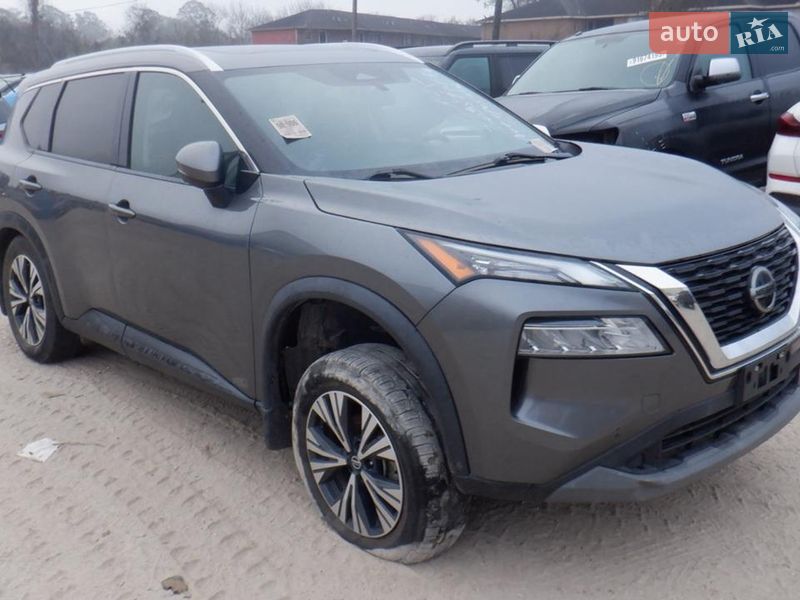 Внедорожник / Кроссовер Nissan Rogue 2021 в Киеве