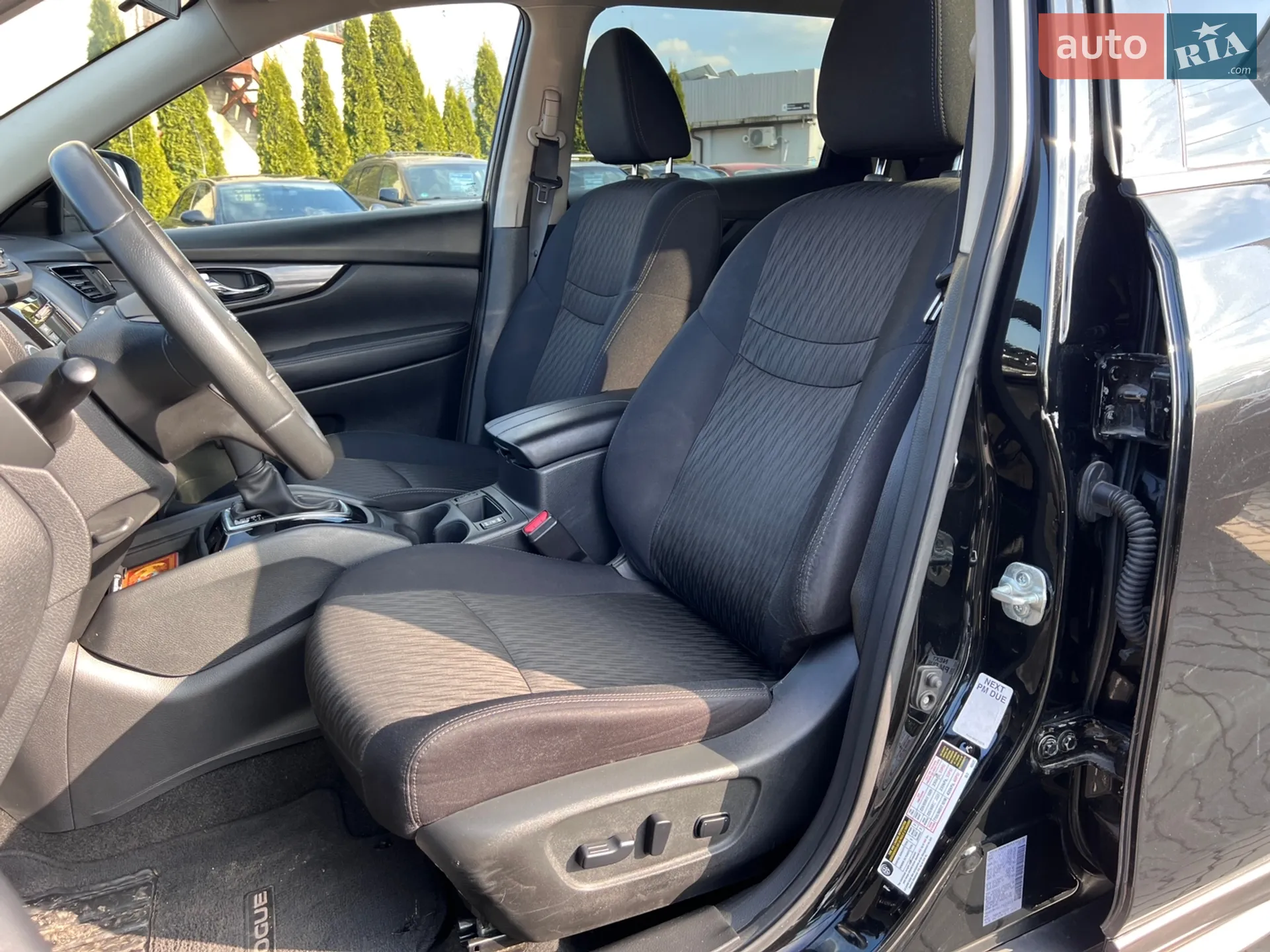 2019 Nissan Rogue - мініатюра 13