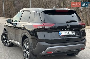 Позашляховик / Кросовер Nissan Rogue 2023 в Дніпрі