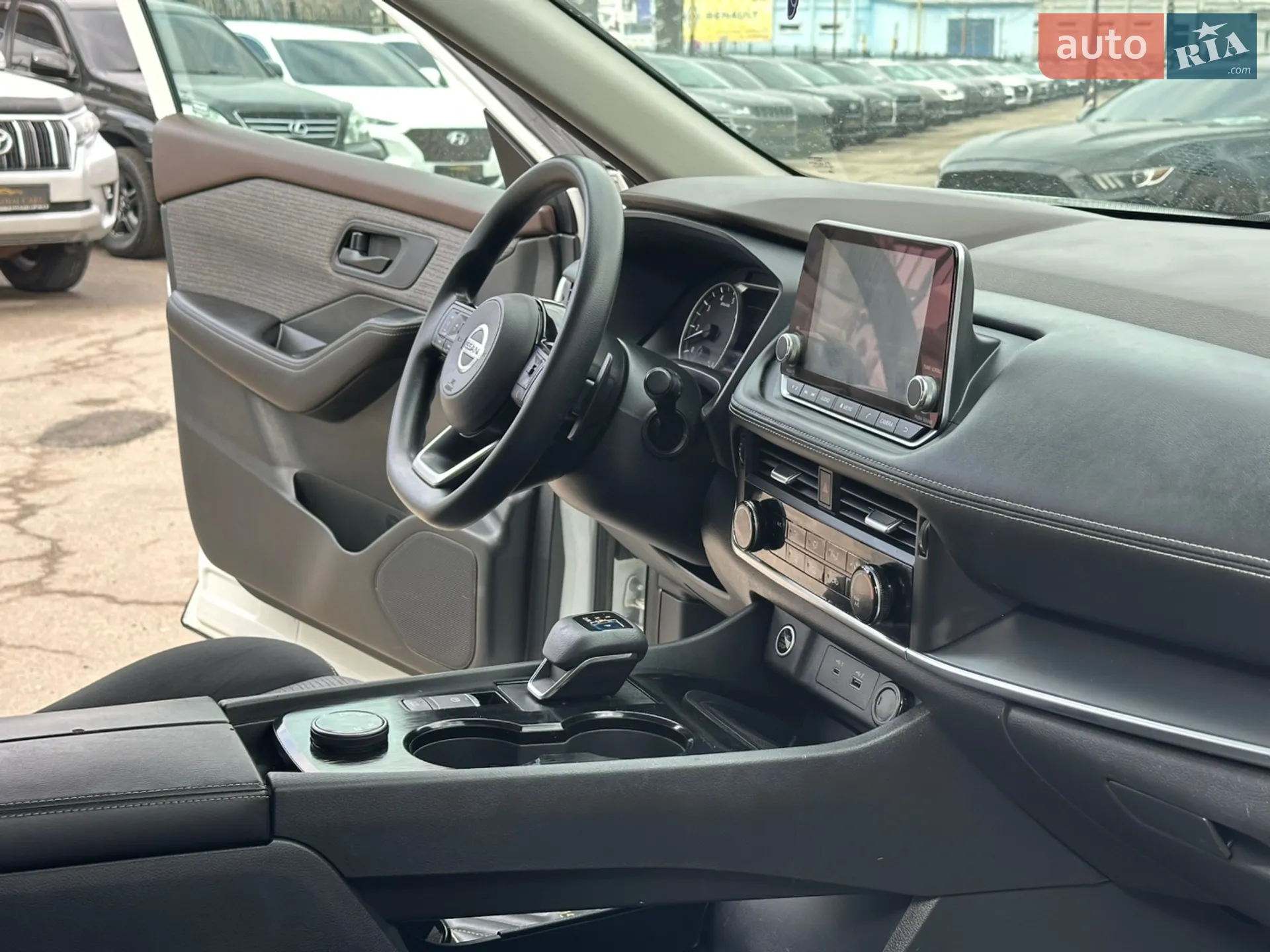 2021 Nissan Rogue - мініатюра 24