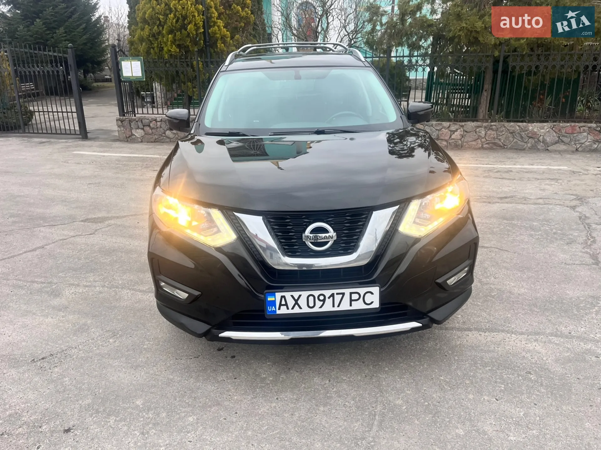 2017 Nissan Rogue - мініатюра 2