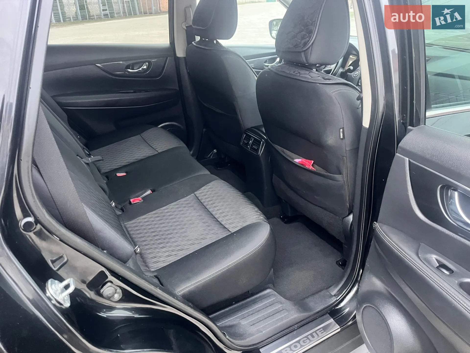2017 Nissan Rogue - мініатюра 16