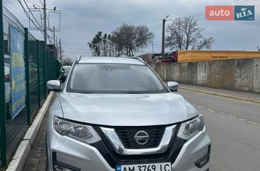 Внедорожник / Кроссовер Nissan Rogue 2018 в Житомире