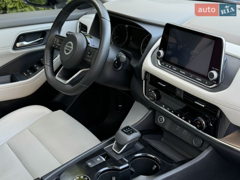 Позашляховик / Кросовер Nissan Rogue 2021 в Львові фото 10 Позашляховик / Кросовер Nissan Rogue 2021 в Львові