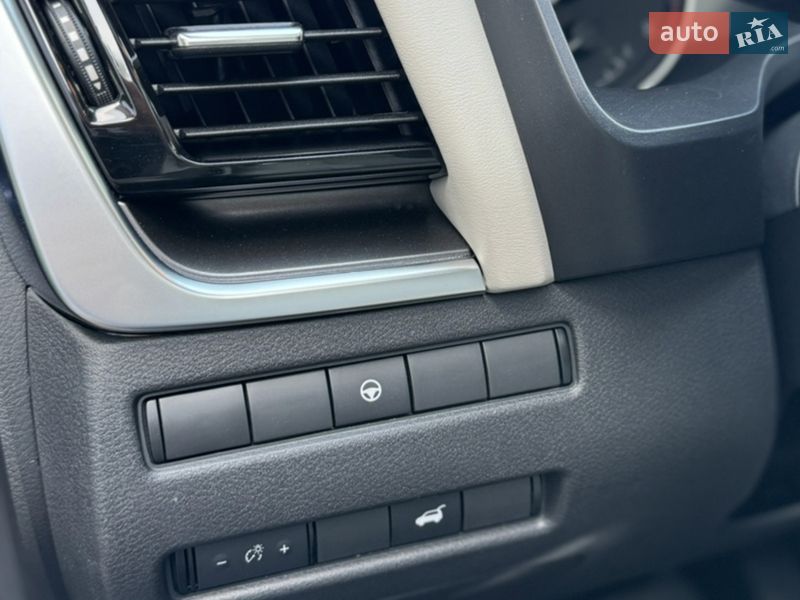 Позашляховик / Кросовер Nissan Rogue 2021 в Львові фото 16 Позашляховик / Кросовер Nissan Rogue 2021 в Львові