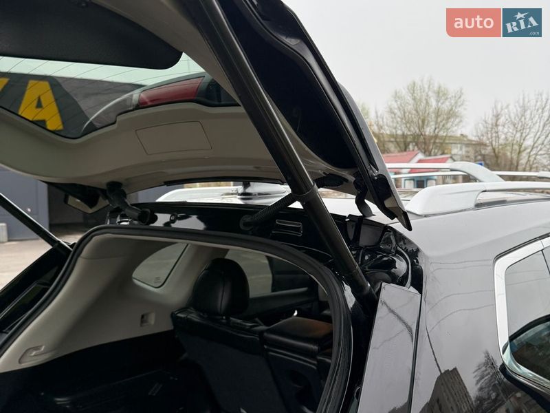 Внедорожник / Кроссовер Nissan Rogue 2017 в Виннице