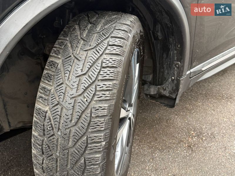 Внедорожник / Кроссовер Nissan Rogue 2017 в Виннице