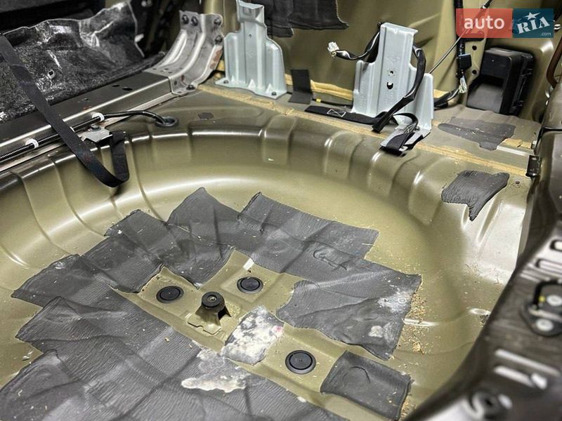 Внедорожник / Кроссовер Nissan Rogue 2017 в Виннице