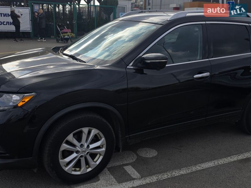 Внедорожник / Кроссовер Nissan Rogue 2015 в Днепре