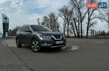 Позашляховик / Кросовер Nissan Rogue 2017 в Полтаві