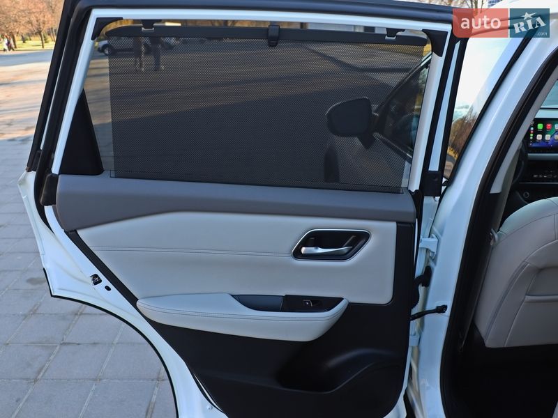 Внедорожник / Кроссовер Nissan Rogue 2021 в Кременчуге