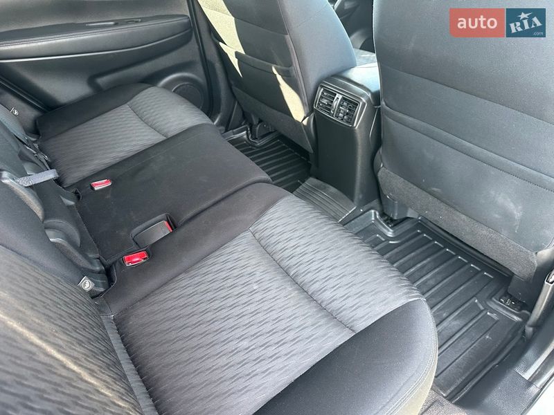 Внедорожник / Кроссовер Nissan Rogue 2018 в Львове фото 8 Внедорожник / Кроссовер Nissan Rogue 2018 в Львове